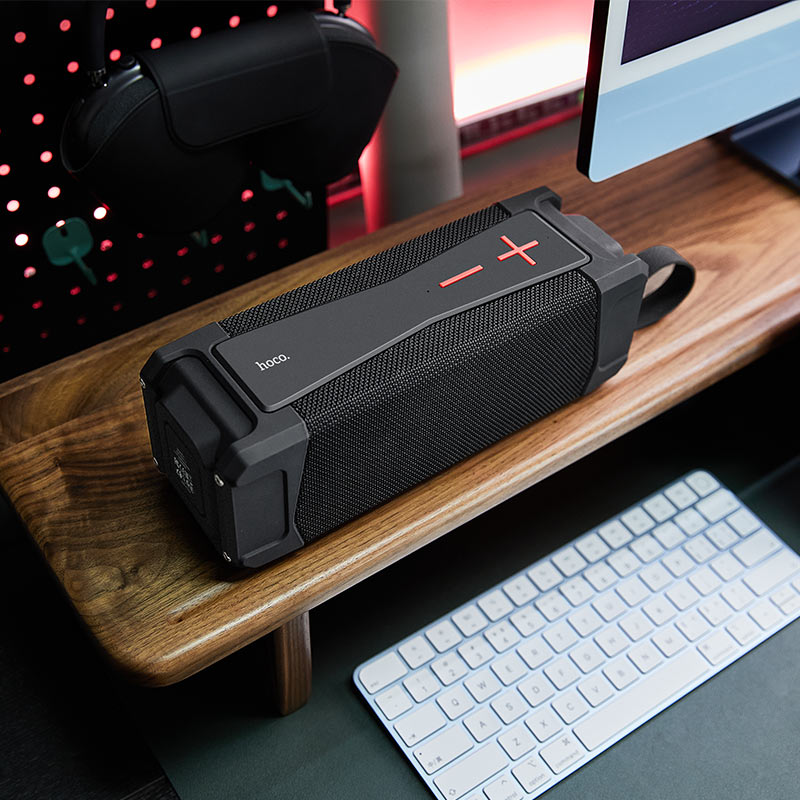 Magic wireless speaker for 6 hours of calls and music